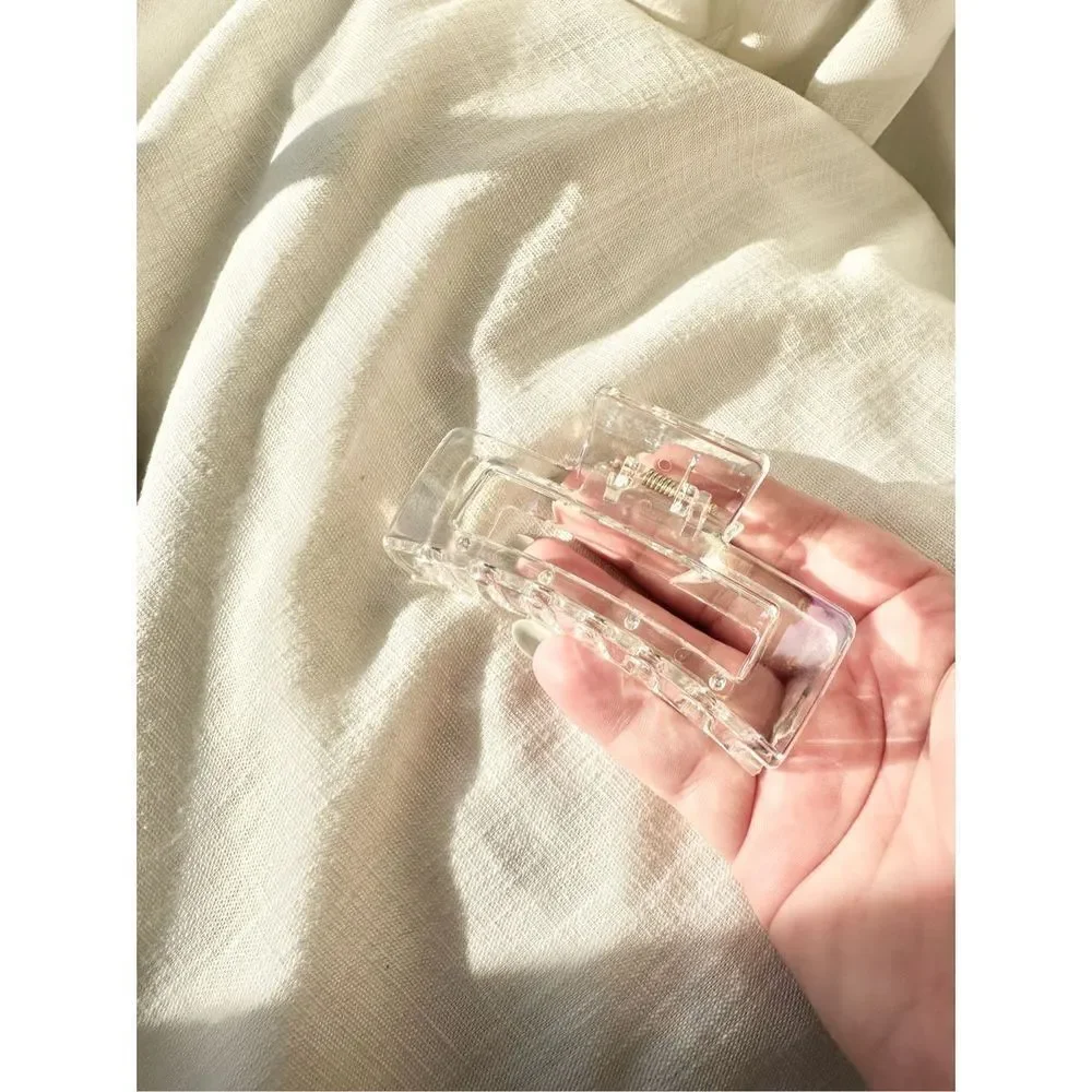 Iridescent rectangular style hair claw
